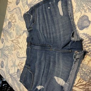 Aerie DaydreamDistressed Denim Shorts- XXL
